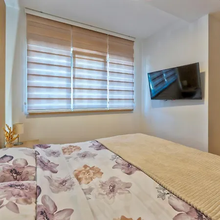 Apartment Avantura 14 *